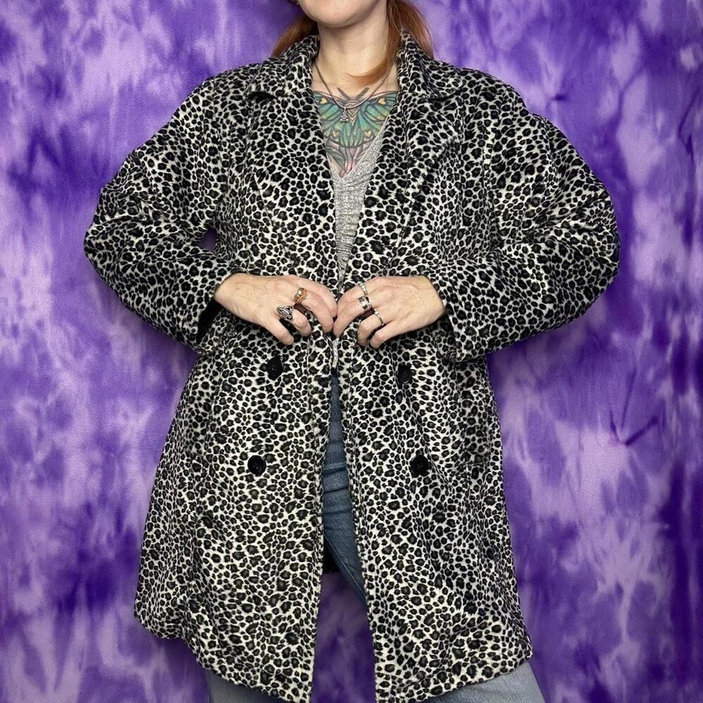 VTG y2k Leopard print grey and black furry trench coat - Picture 1 of 5